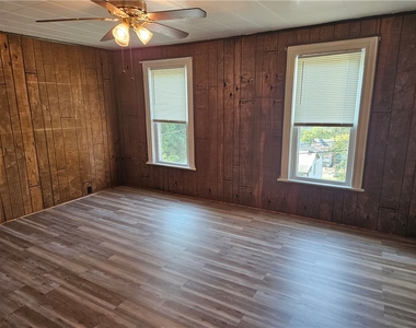 2212 Cronemeyer St - Photo Thumbnail 22