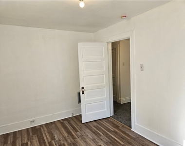 2212 Cronemeyer St - Photo Thumbnail 34