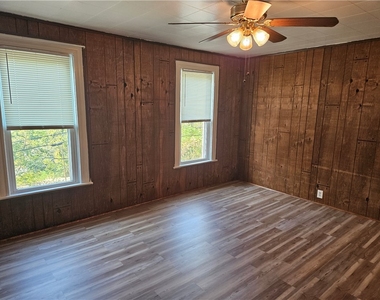 2212 Cronemeyer St - Photo Thumbnail 25