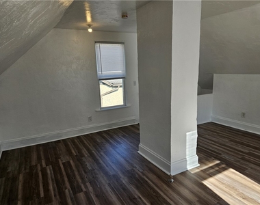 2212 Cronemeyer St - Photo Thumbnail 45