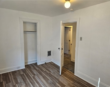 2212 Cronemeyer St - Photo Thumbnail 29