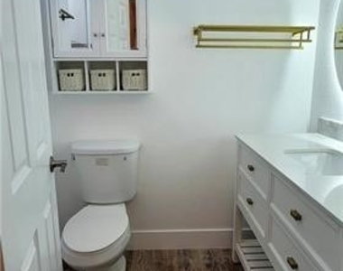 4300 N Lamont Street - Photo Thumbnail 7
