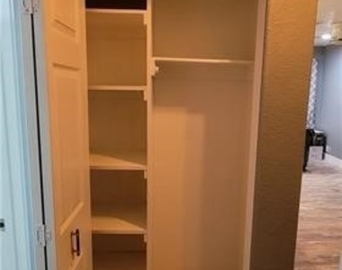 4300 N Lamont Street - Photo Thumbnail 6