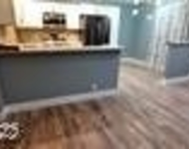 4300 N Lamont Street - Photo Thumbnail 18