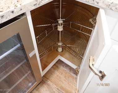 4300 N Lamont Street - Photo Thumbnail 31