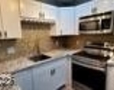 4300 N Lamont Street - Photo Thumbnail 11