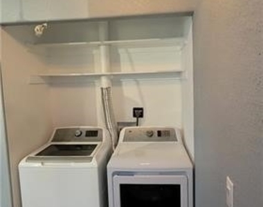 4300 N Lamont Street - Photo Thumbnail 3
