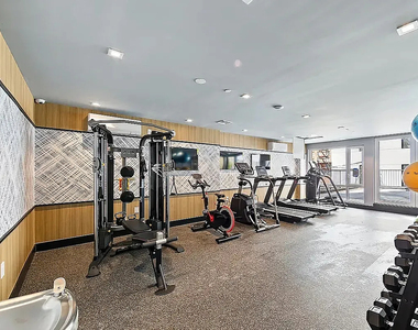 333 Linden Boulevard - Photo Thumbnail 10