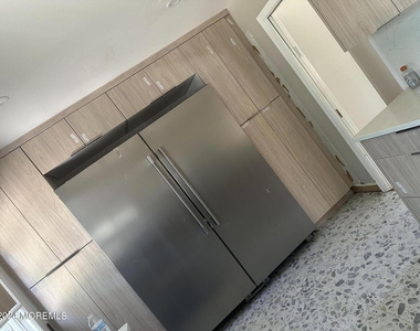 11 Deborah Place - Photo Thumbnail 1