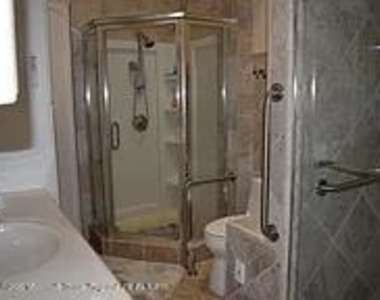 470 Monmouth Place - Photo Thumbnail 16