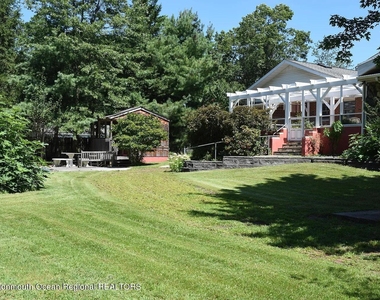 470 Monmouth Place - Photo Thumbnail 24