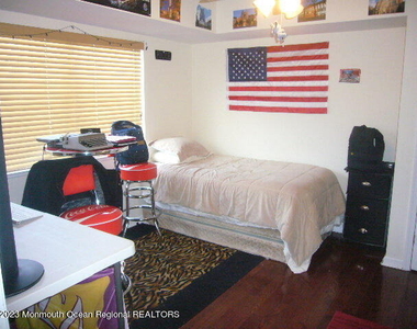 205 Alpern Avenue - Photo Thumbnail 6