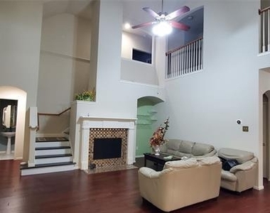 1003 Spring Tide Drive - Photo Thumbnail 18
