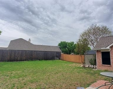 1003 Spring Tide Drive - Photo Thumbnail 22