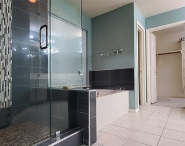 1003 Spring Tide Drive - Photo Thumbnail 7