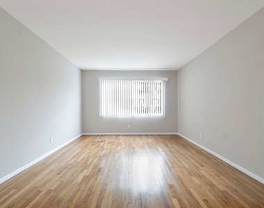 4121 Santo Tomas Drive - Photo Thumbnail 22