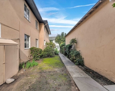4121 Santo Tomas Drive - Photo Thumbnail 5
