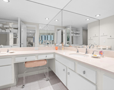 900 Island Drive - Photo Thumbnail 36