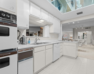 900 Island Drive - Photo Thumbnail 30