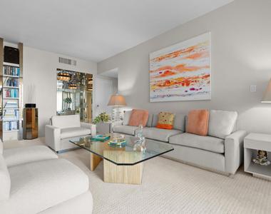 900 Island Drive - Photo Thumbnail 1