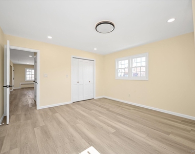 95-26 243rd Street - Photo Thumbnail 11