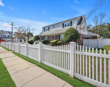95-26 243rd Street - Photo Thumbnail 19