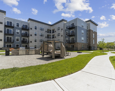 28295 Torch Parkway - Photo Thumbnail 36