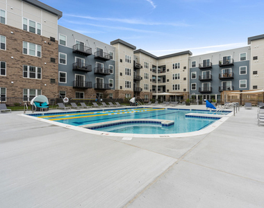 28295 Torch Parkway - Photo Thumbnail 40