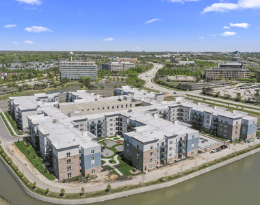 28295 Torch Parkway - Photo Thumbnail 19