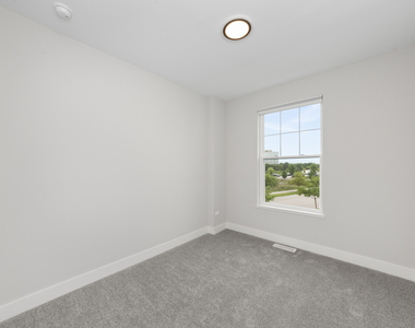 28297 Torch Parkway - Photo Thumbnail 15