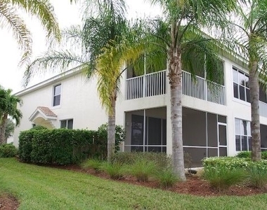 10128 Colonial Country Club Boulevard - Photo Thumbnail 15