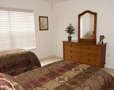 10128 Colonial Country Club Boulevard - Photo Thumbnail 12