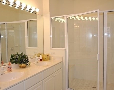 10128 Colonial Country Club Boulevard - Photo Thumbnail 13