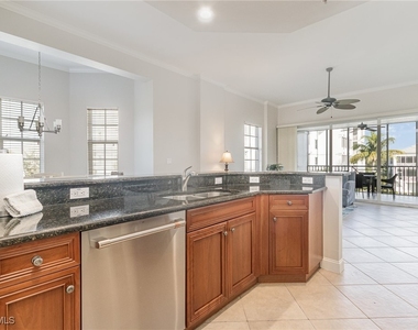 27921 Bonita Village Boulevard - Photo Thumbnail 7
