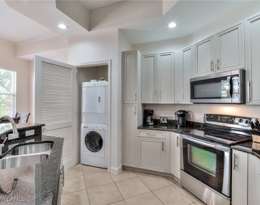 27921 Bonita Village Boulevard - Photo Thumbnail 3