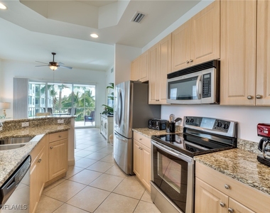 3921 Kens Way - Photo Thumbnail 4