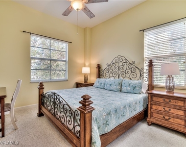 3921 Kens Way - Photo Thumbnail 16