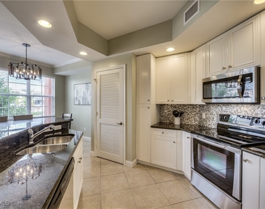 27921 Bonita Village Boulevard - Photo Thumbnail 5