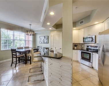27921 Bonita Village Boulevard - Photo Thumbnail 4