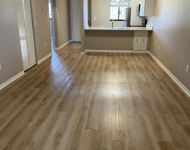 1720 Murrell Road - Photo Thumbnail 1