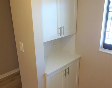 1720 Murrell Road - Photo Thumbnail 7