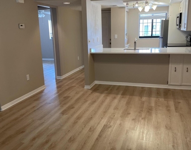 1720 Murrell Road - Photo Thumbnail 11