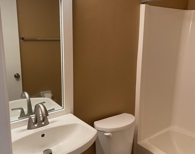 1720 Murrell Road - Photo Thumbnail 20