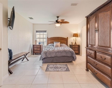 297 Cheshire Street - Photo Thumbnail 10