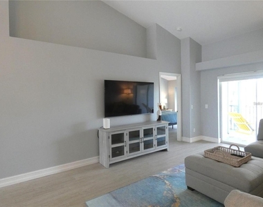 4640 Tower Hill Lane - Photo Thumbnail 12