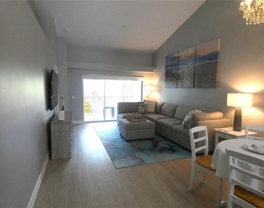 4640 Tower Hill Lane - Photo Thumbnail 10