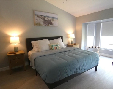 4640 Tower Hill Lane - Photo Thumbnail 14