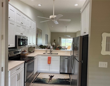 5251 Mahogany Run Avenue - Photo Thumbnail 11