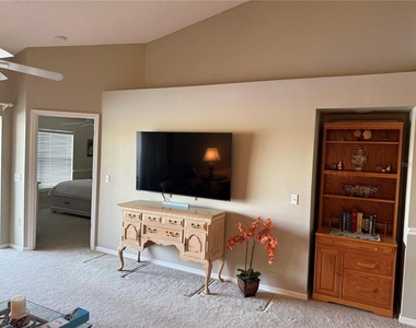5251 Mahogany Run Avenue - Photo Thumbnail 19