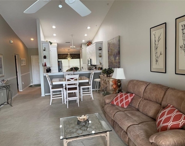 5251 Mahogany Run Avenue - Photo Thumbnail 16